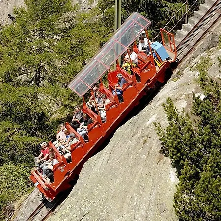 ホテル ハスリ *