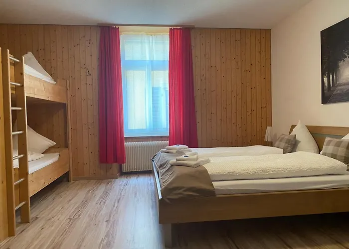 酒店 哈斯里山林小屋 *