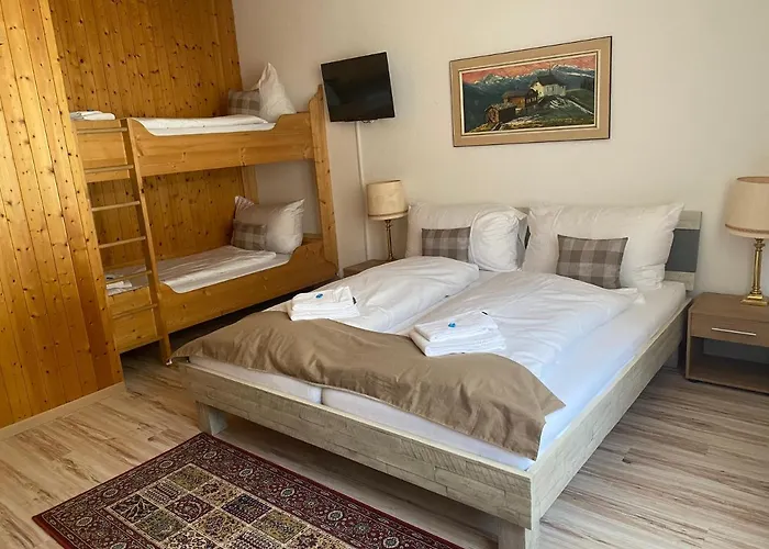 哈斯里山林小屋