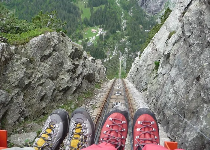 哈斯里山林小屋